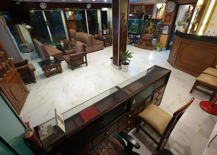 Triratna Hotel